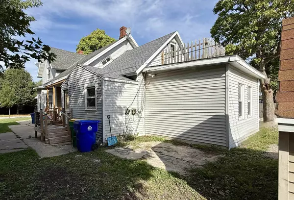 Green Bay, WI 54304,1225 S CHESTNUT AVE