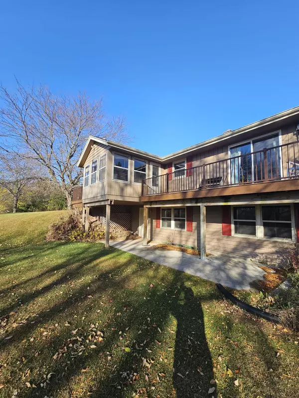 Chilton, WI 53014,1825 W LAKE ST