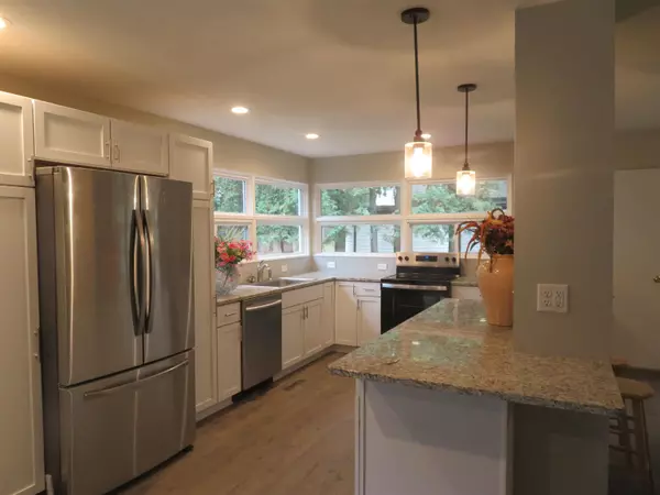 Iola, WI 54945,245 SUMMIT ST