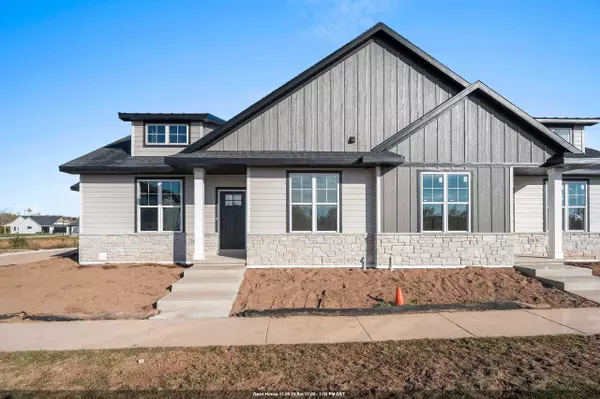 2882 HOWARD Commons, Howard, WI 54313-9264