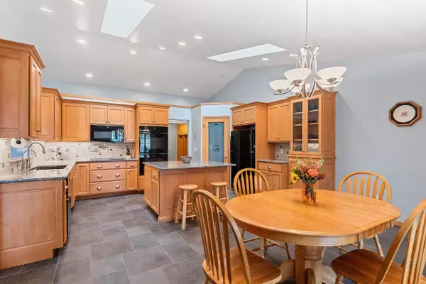 Neenah, WI 54956,9410 MEMORY LN