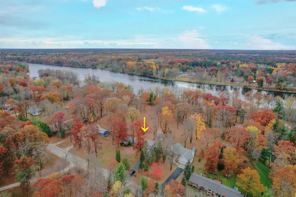 Menominee, MI 49858,N1337 RIVER DR