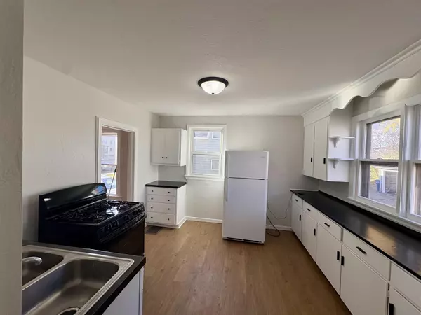 Oshkosh, WI 54901,700 W LINCOLN AVE