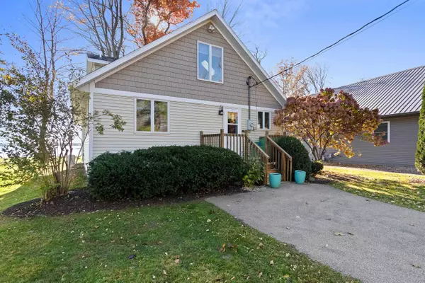 Shawano, WI 54166,W4977 STARK RD