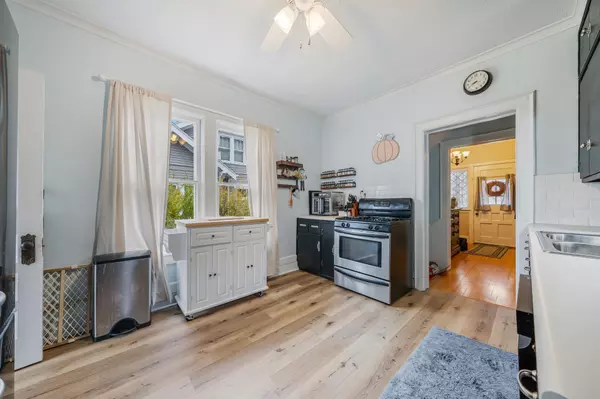 Oshkosh, WI 54901-3653,1235 WALNUT ST