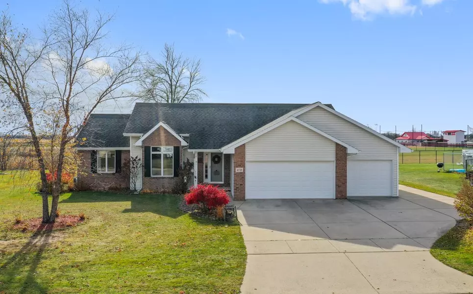 478 FALCON DR, Pulaski, WI 54162-8591