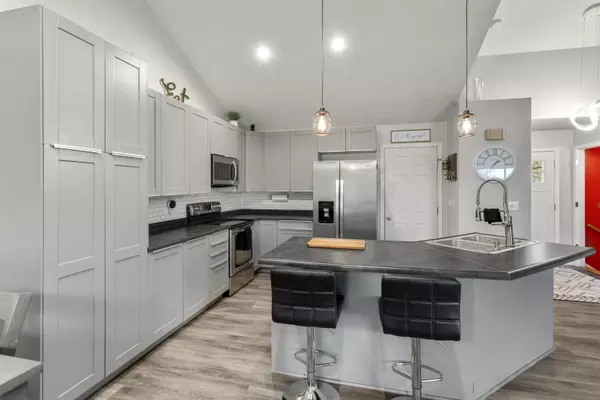 Greenville, WI 54942,W6680 SCHOOL RD