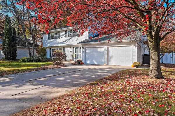 404 STONEHEDGE RD, Green Bay, WI 54302-5225