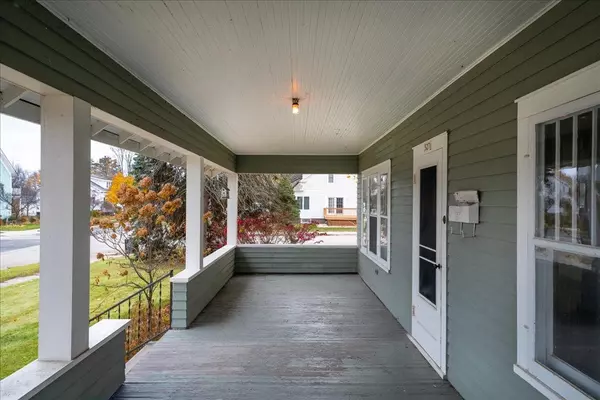 Algoma, WI 54201,527 MILL ST