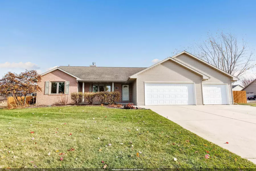 479 EARNHARDT CT, Green Bay, WI 54311-7769