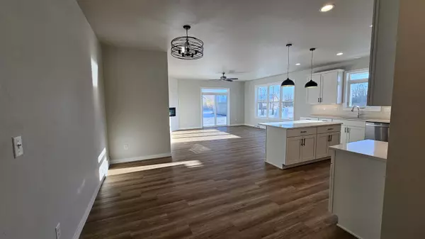 De Pere, WI 54115,706 TAMBOUR CT