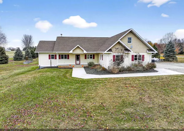 W7628 CENTER VALLEY RD, Shiocton, WI 54170-8962