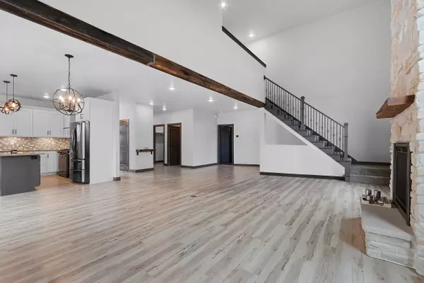 De Pere, WI 54115,837 RIVERS RUN