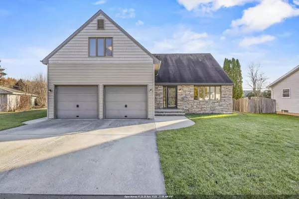 120 GREGOR CT, Appleton, WI 54915