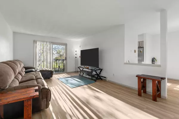 Neenah, WI 54956,1110 DANIEL CT #49