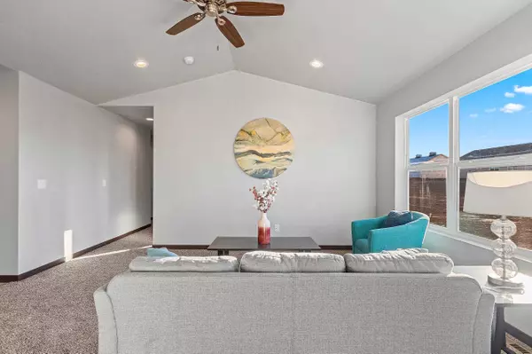 Neenah, WI 54956,1715 SOVEREIGN WAY