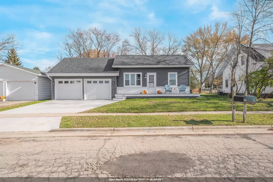 303 S 1ST AVE, Winneconne, WI 54986-0303