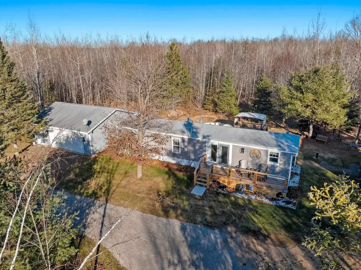 Mountain, WI 54149,14230 FOERSTER LN