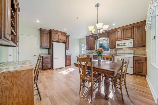 Kaukauna, WI 54130,209 BRILL ST