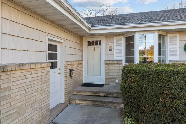 Neenah, WI 54956,308 11TH ST