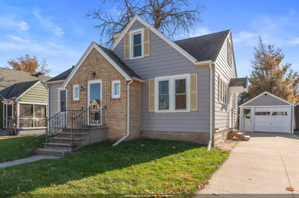 Fond Du Lac, WI 54935,304 E 11TH ST