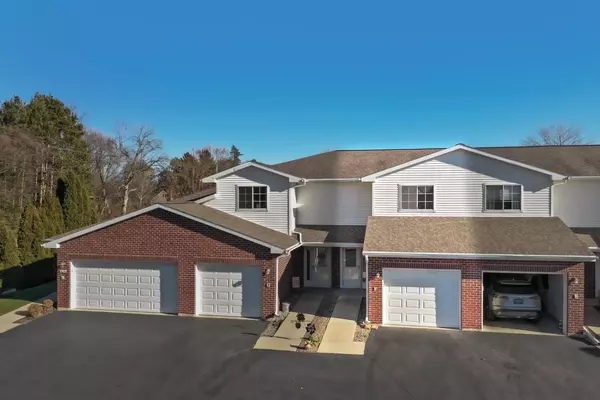 Green Bay, WI 54313-4098,1915 RIVERSIDE DR #F