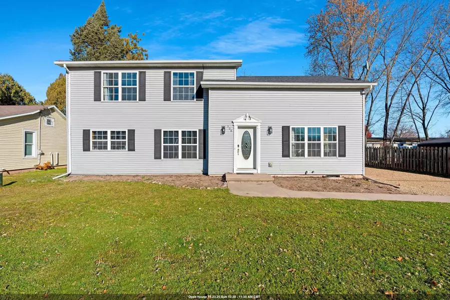 508 WAUPACA ST, Fremont, WI 54940