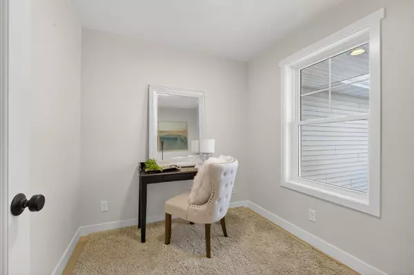 Menasha, WI 54952,W5845 ROUNDSTONE PL