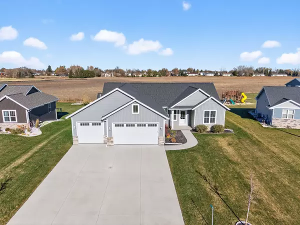 W6776 WILMINGTON LN, Greenville, WI 54942