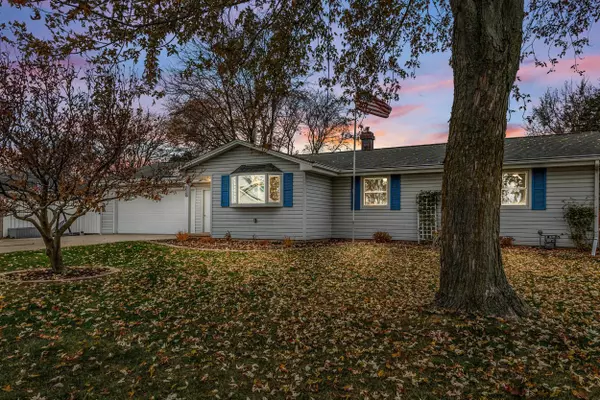 Green Bay, WI 54301,2120 E RIVER DR