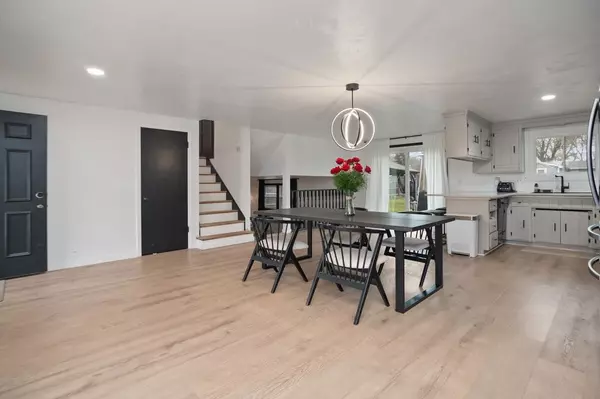 Green Bay, WI 54311,2607 VICKI LN