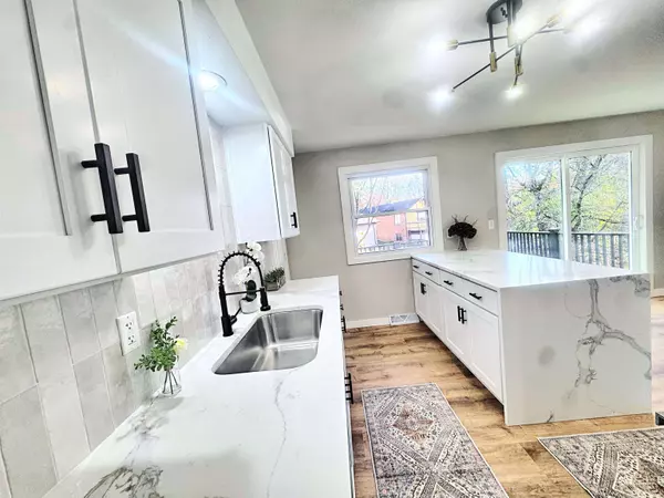 Kaukauna, WI 54130,708 MILLER LANE CT