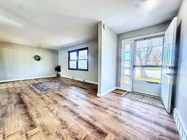 Kaukauna, WI 54130,708 MILLER LANE CT