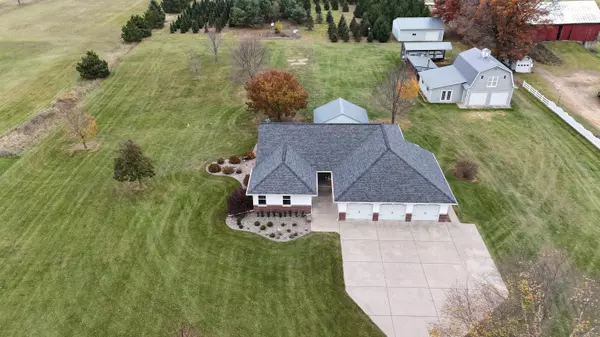 New London, WI 54961,E7555 OSTRANDER RD