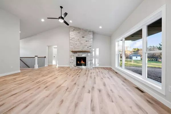 Green Bay, WI 54313-1212,4079 BRUSSELS WAY