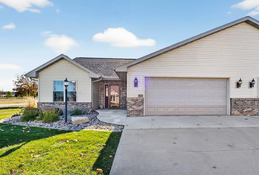 1402 CANDLELIGHT LN #UNIT 1, Fond Du Lac, WI 54935