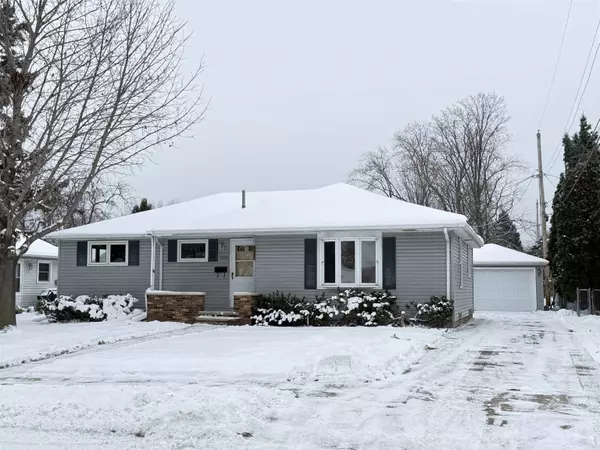 Neenah, WI 54956,1406 HENRY ST