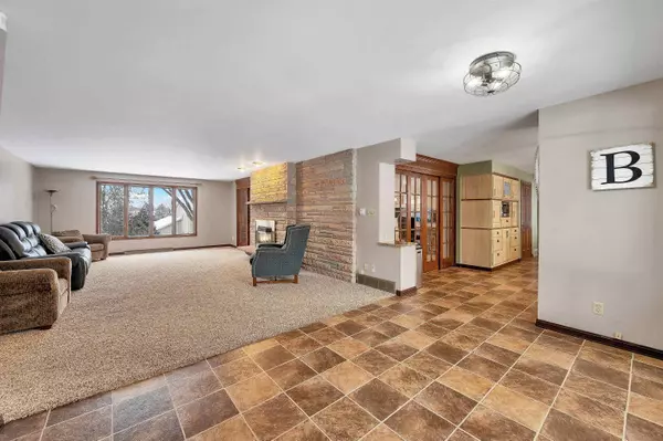 Green Bay, WI 54304,2780 S RIDGE RD