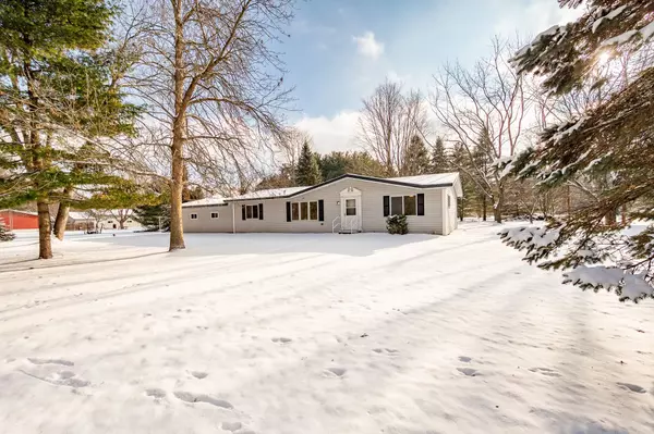 2131 DORAN ST, Oconto, WI 54153