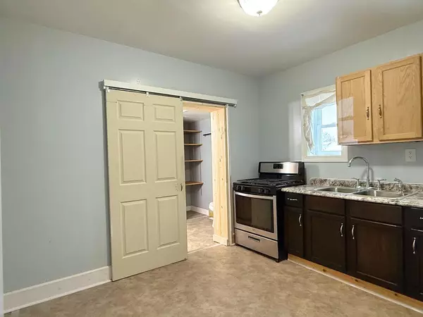 Oshkosh, WI 54902,843 BISMARCK AVE