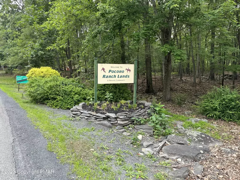 Lot 7 Cardinal Drive, Bushkill, PA 18324