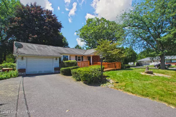 Easton, PA 18040,518 Periwinkle PL