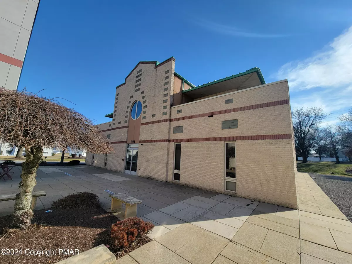 Easton, PA 18045,1104 Van Buren #2nd Fl RD