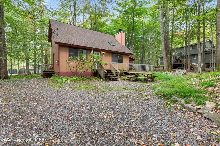 329 Selig RD, Pocono Lake, PA 18347