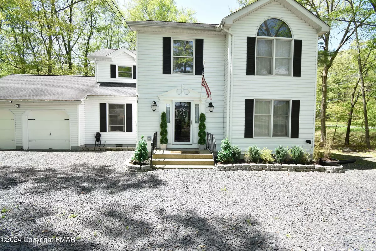 Bushkill, PA 18324,104 Dunchurch DR