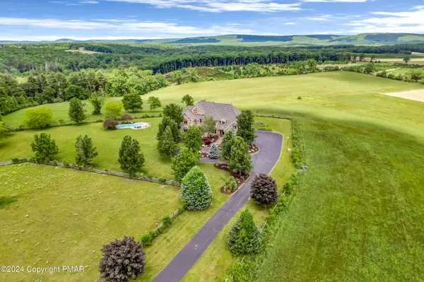 Effort, PA 18330,216 Merwinsburg RD