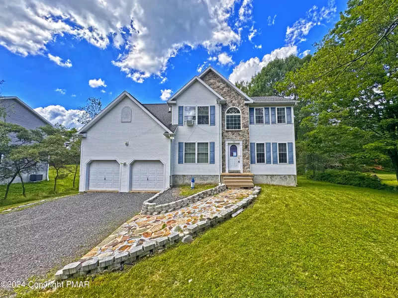 183 Ash DR, Long Pond, PA 18334