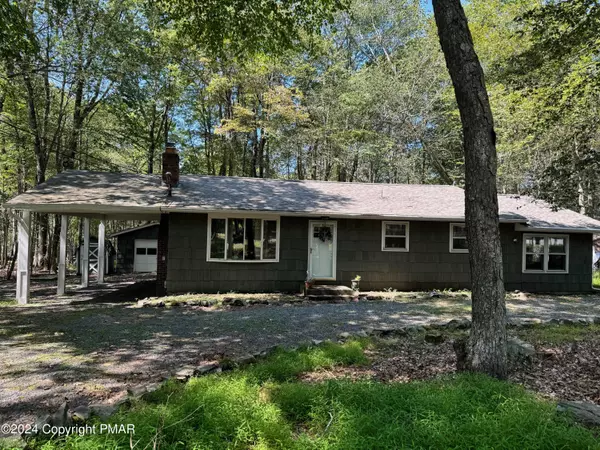 199 Beech LN, Pocono Lake, PA 18347