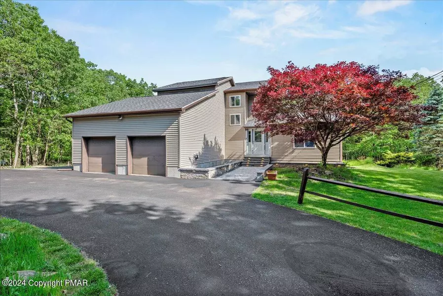 342 Scenic DR, Albrightsville, PA 18210