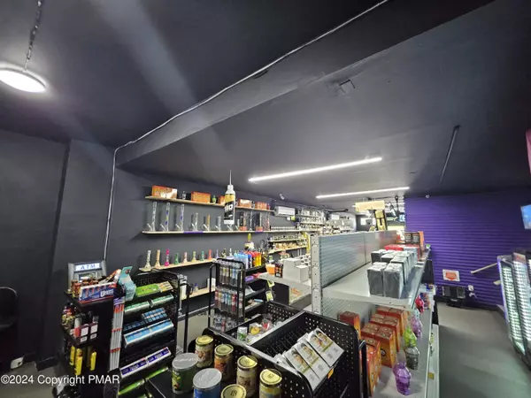 Allentown, PA 18109,284 E Hamilton (Business Only) ST